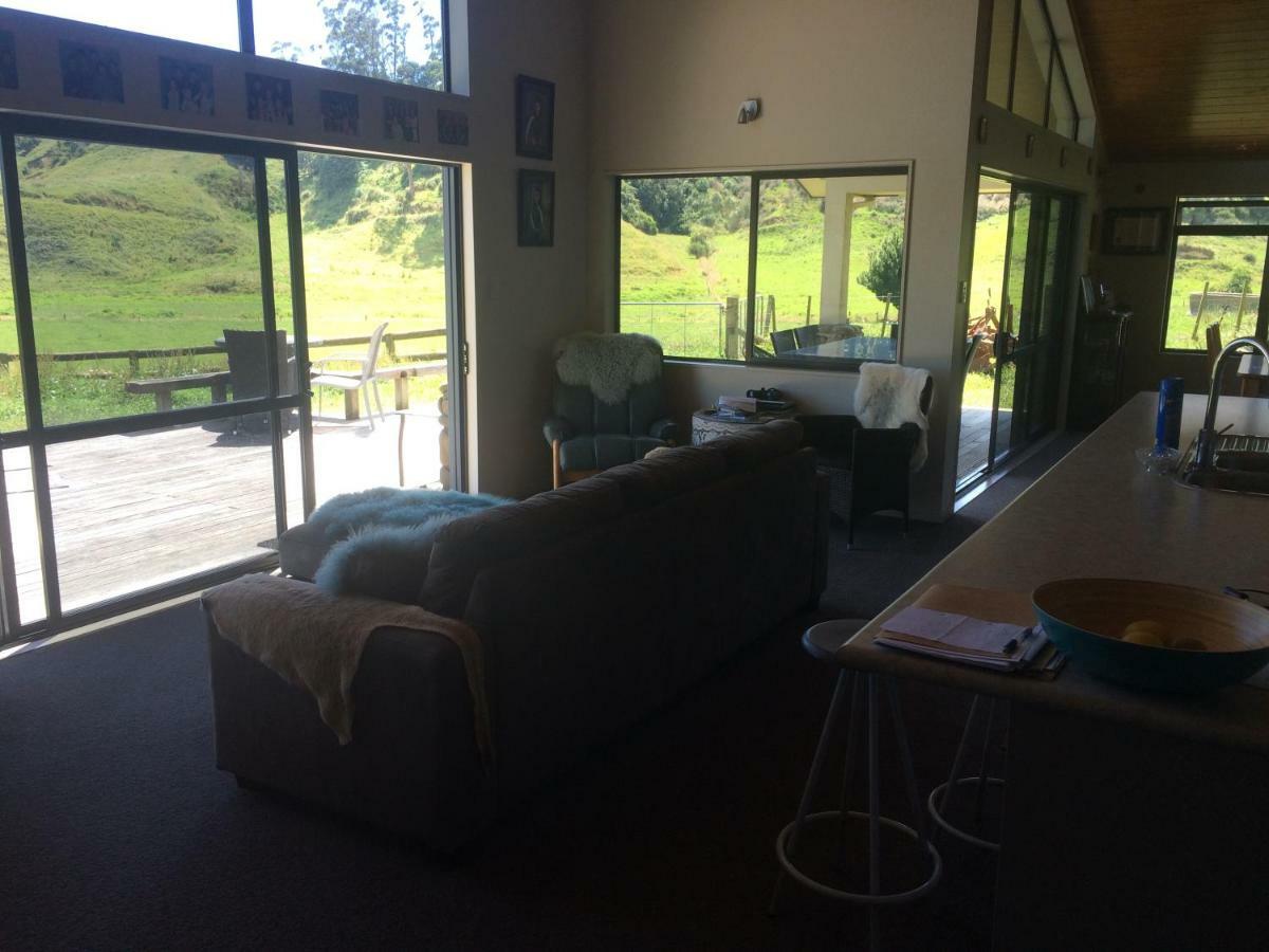 Villa Waiotahe Dairy Farm Hideout à Waiotahi Extérieur photo